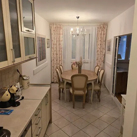 Beautifull Spacious Apartamento *