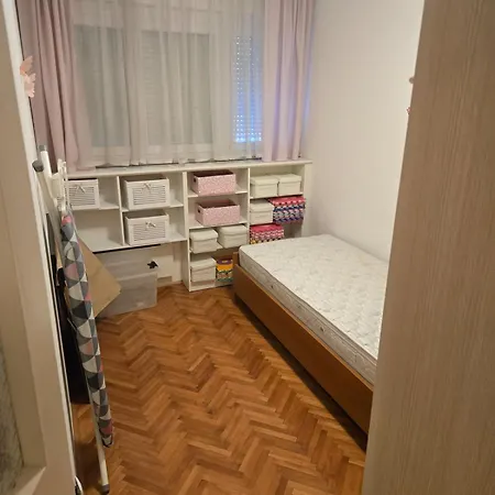 아파트 Beautifull Spacious 스플리트